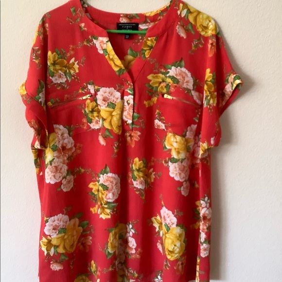 NEW Floral Print Beautiful TOPS Gorgeous Red Orange and Yellow Floral Prints. - Picture 5 of 6